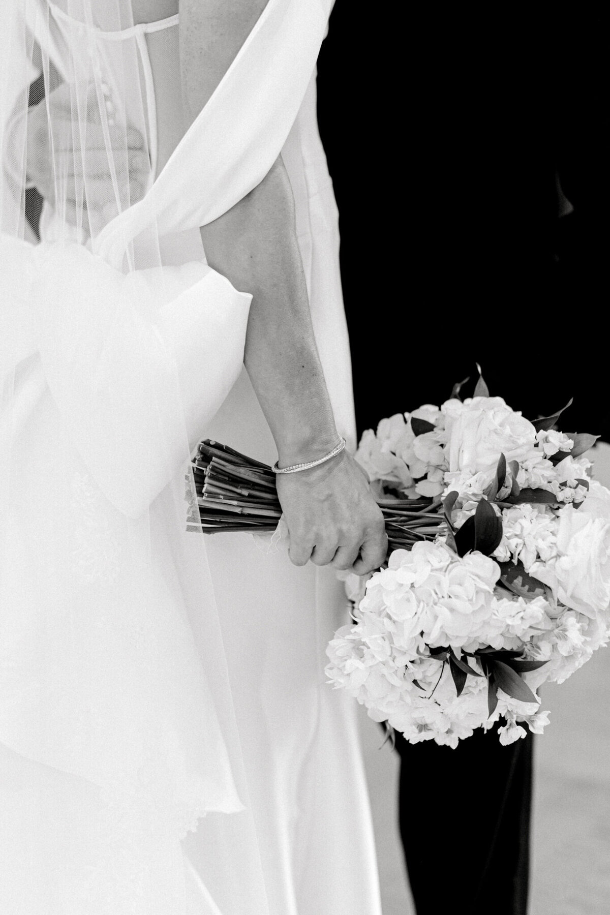 Virginia & Michael's Wedding at the Adolphus Hotel | Dallas Wedding Photographer | Sami Kathryn Photography-168