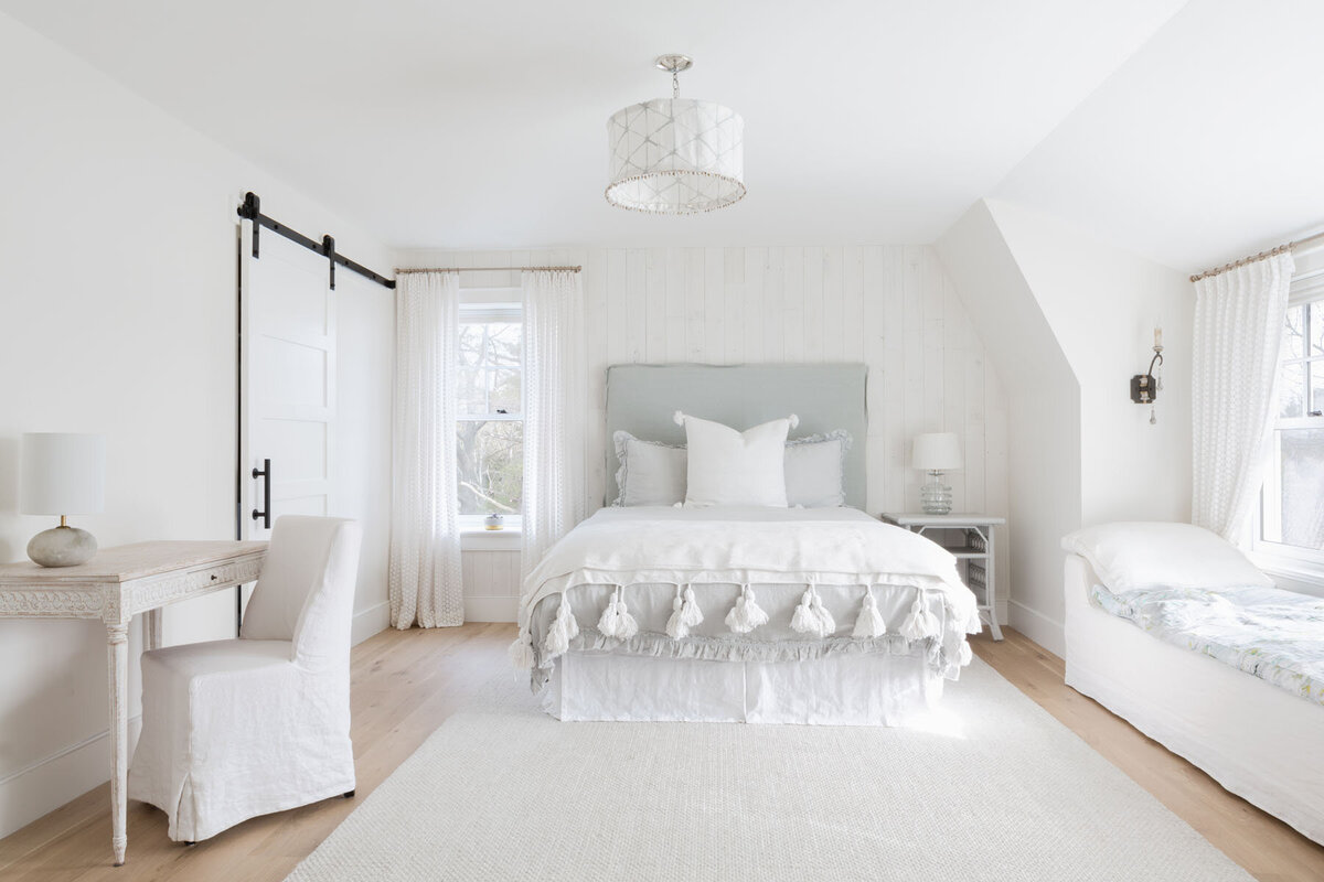 006-bright-soft-coastal-salisbury-bedroom