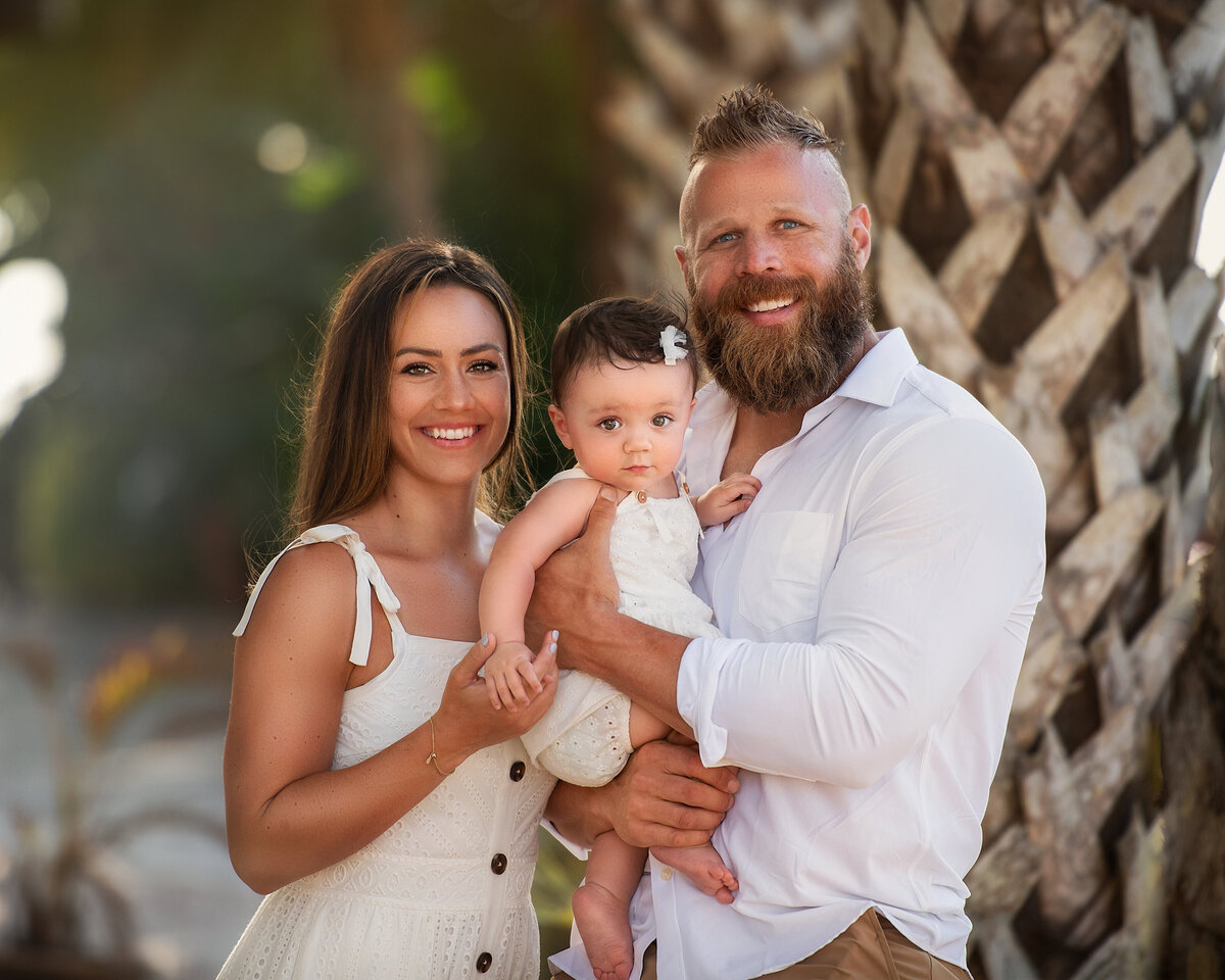 Fittest woman on earth with husband Dave Lipson and their daughter