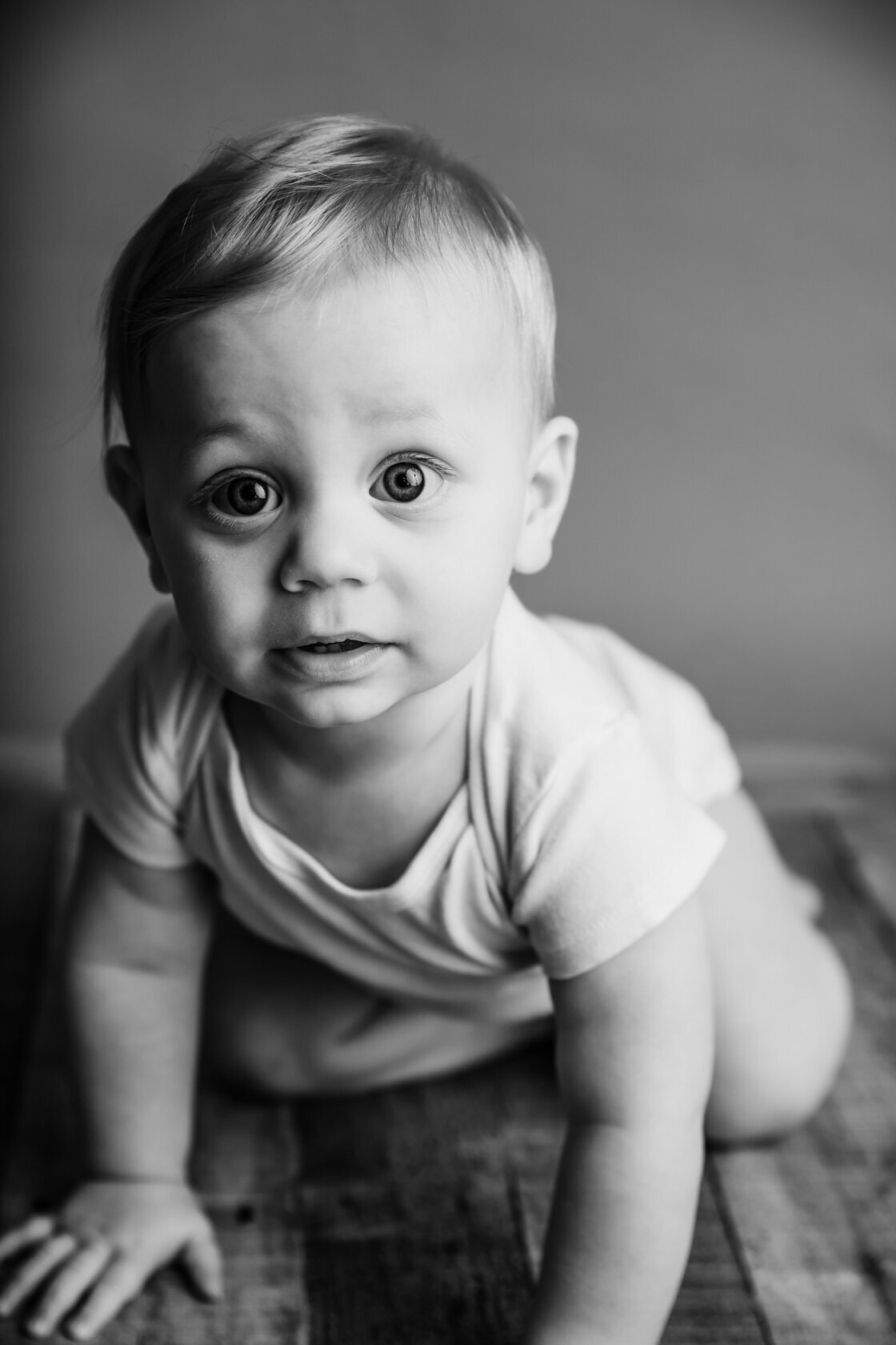 Knoxville-baby-milestone-Photographer-Branch-Session-Karen-Stone-Photography-17