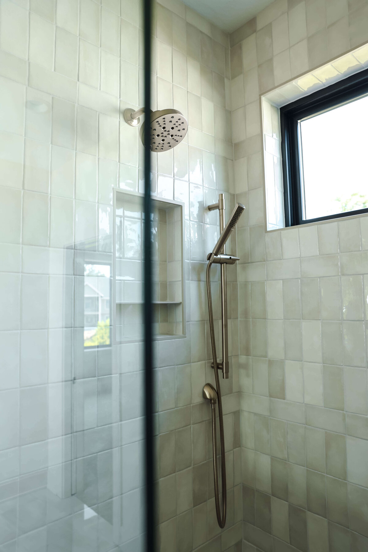 5306-Bathroom-Urbandale-Central-Iowa-Custom-Home-JRL-Builders-3F1A2742