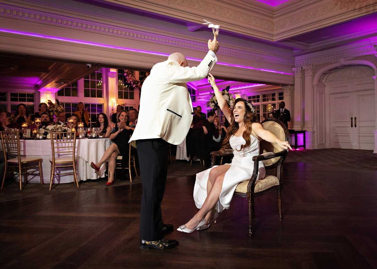 wedding-garter-excited-bride-groom-nj