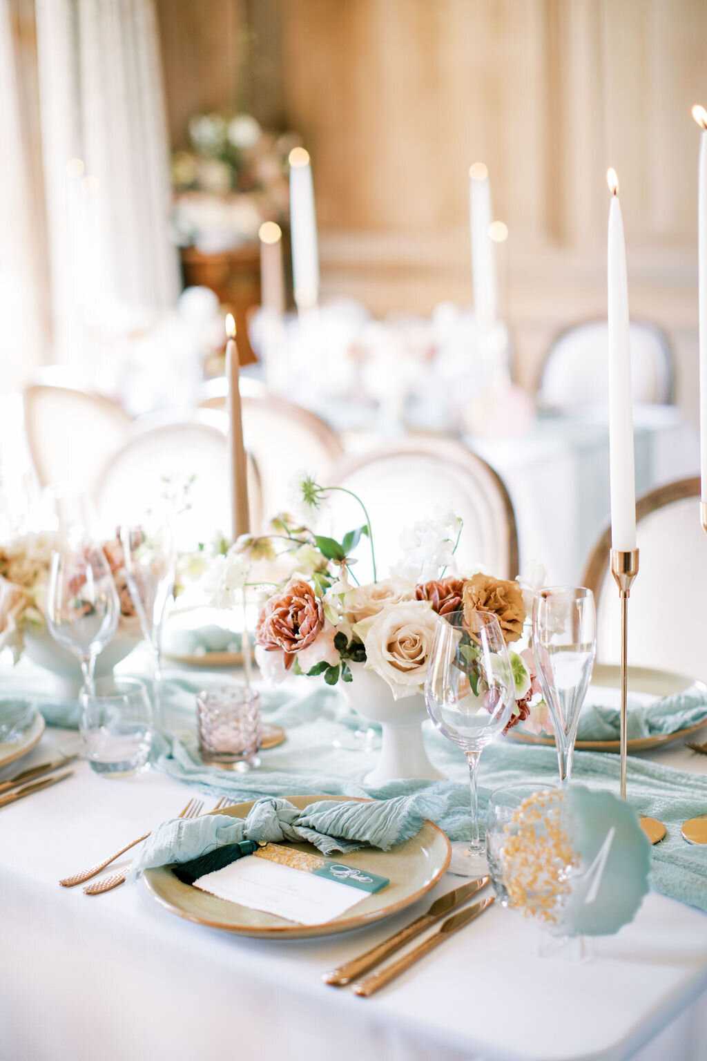 Ideas for wedding table styling