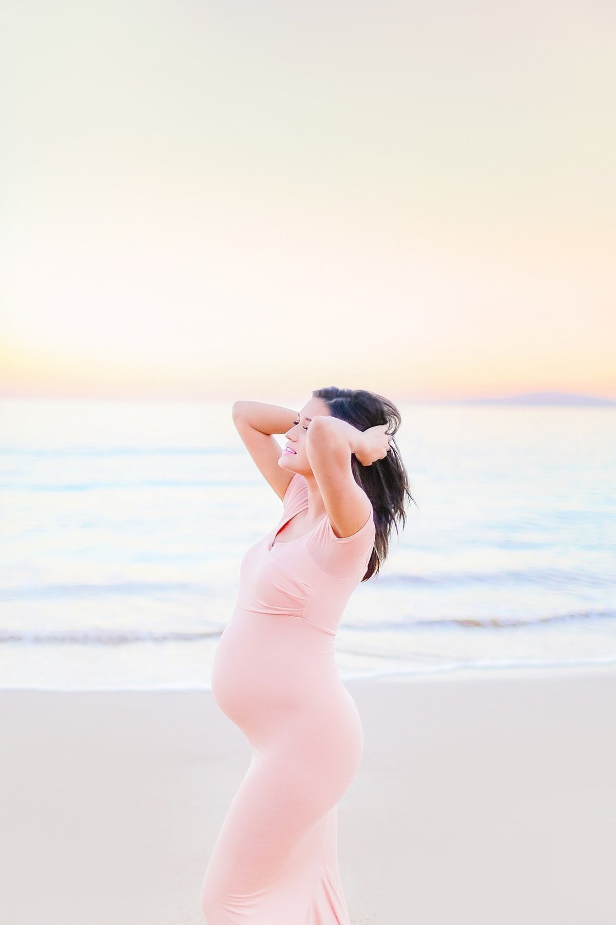 Jade Tolbert maternity portraits photographed in Wailea by Love + Water