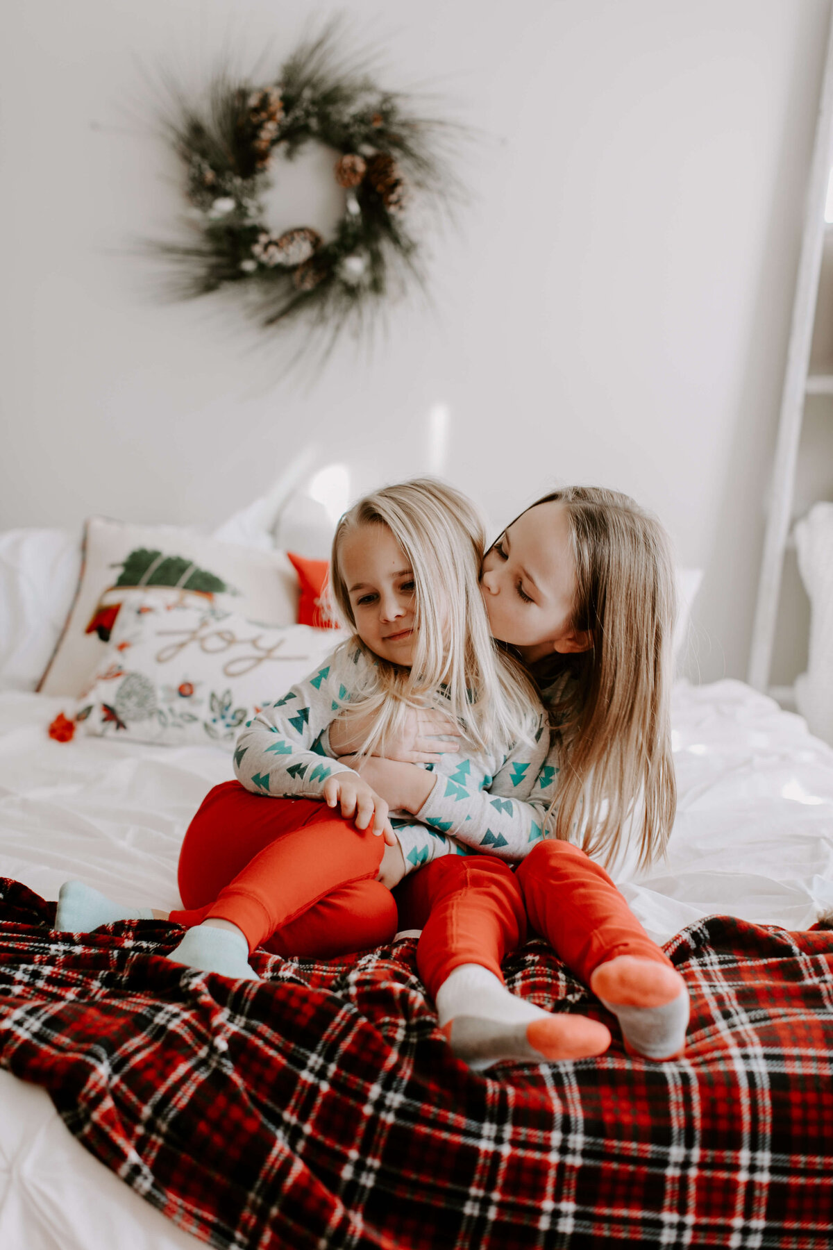 Holiday-Pajamas-Christmas-Mini-Session-Family-Photography-Woodbury-Minnesota-Sigrid-Dabelstein-Photography-Steineck-37