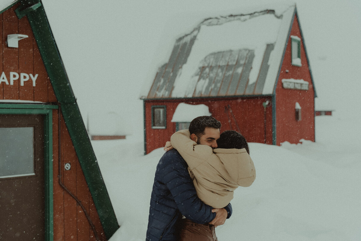 winter proposal photos in alaska
