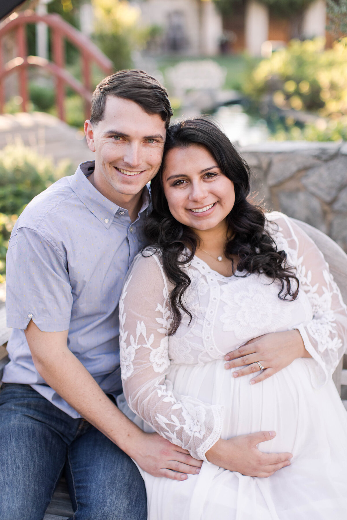 summers-past-farms-san-diego-maternity-photography-session-couple-sitting
