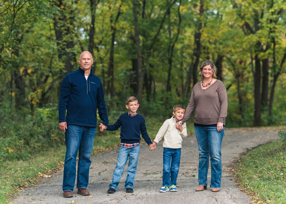 Des-Moines-Iowa-Family-Photographer-Theresa-Schumacher-Photography-Fall-Park