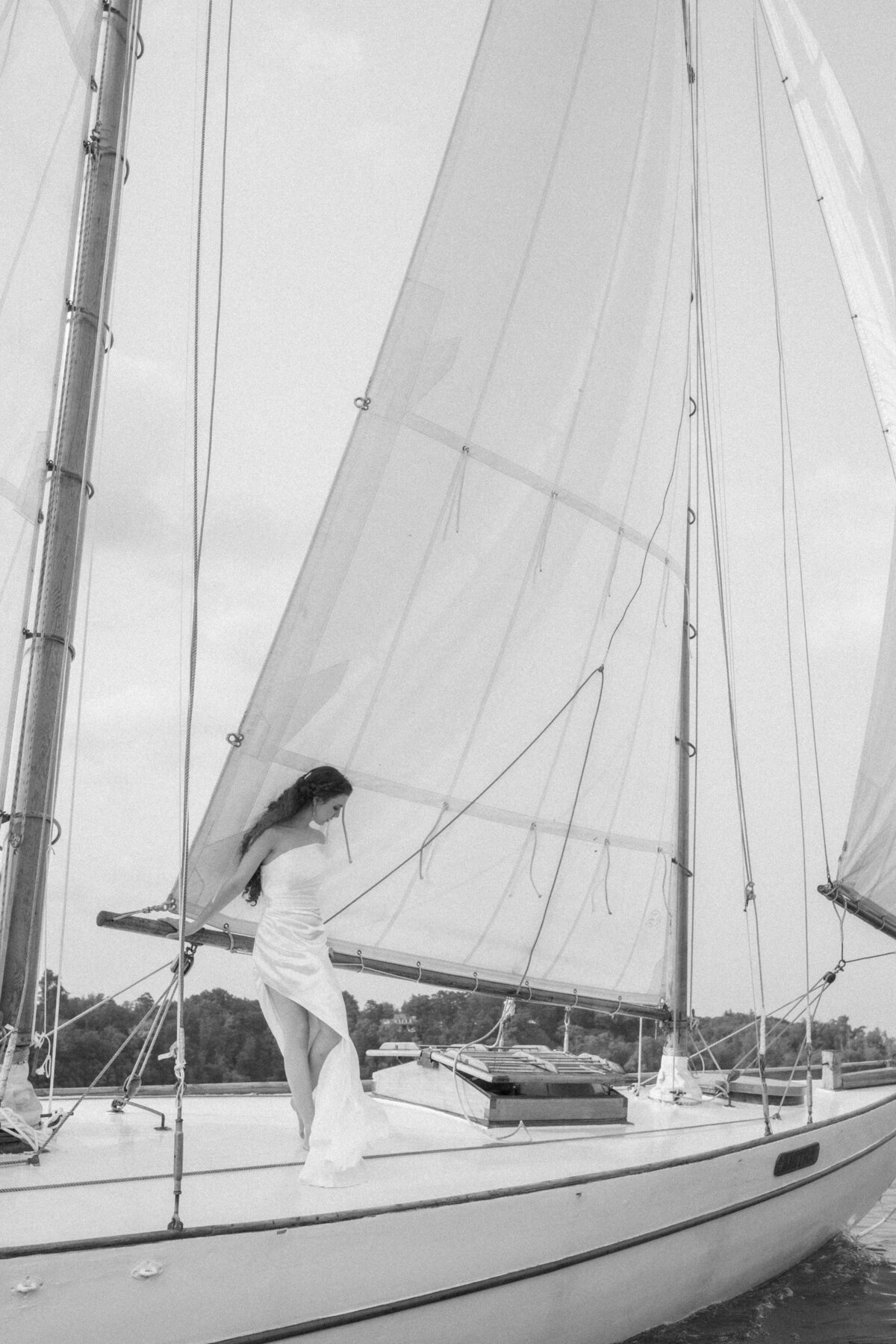 0642 The Anitra Boat Wedding Proposal  Toronto Hamilton Editorial Lisa Vigliotta Photography Nobl Events