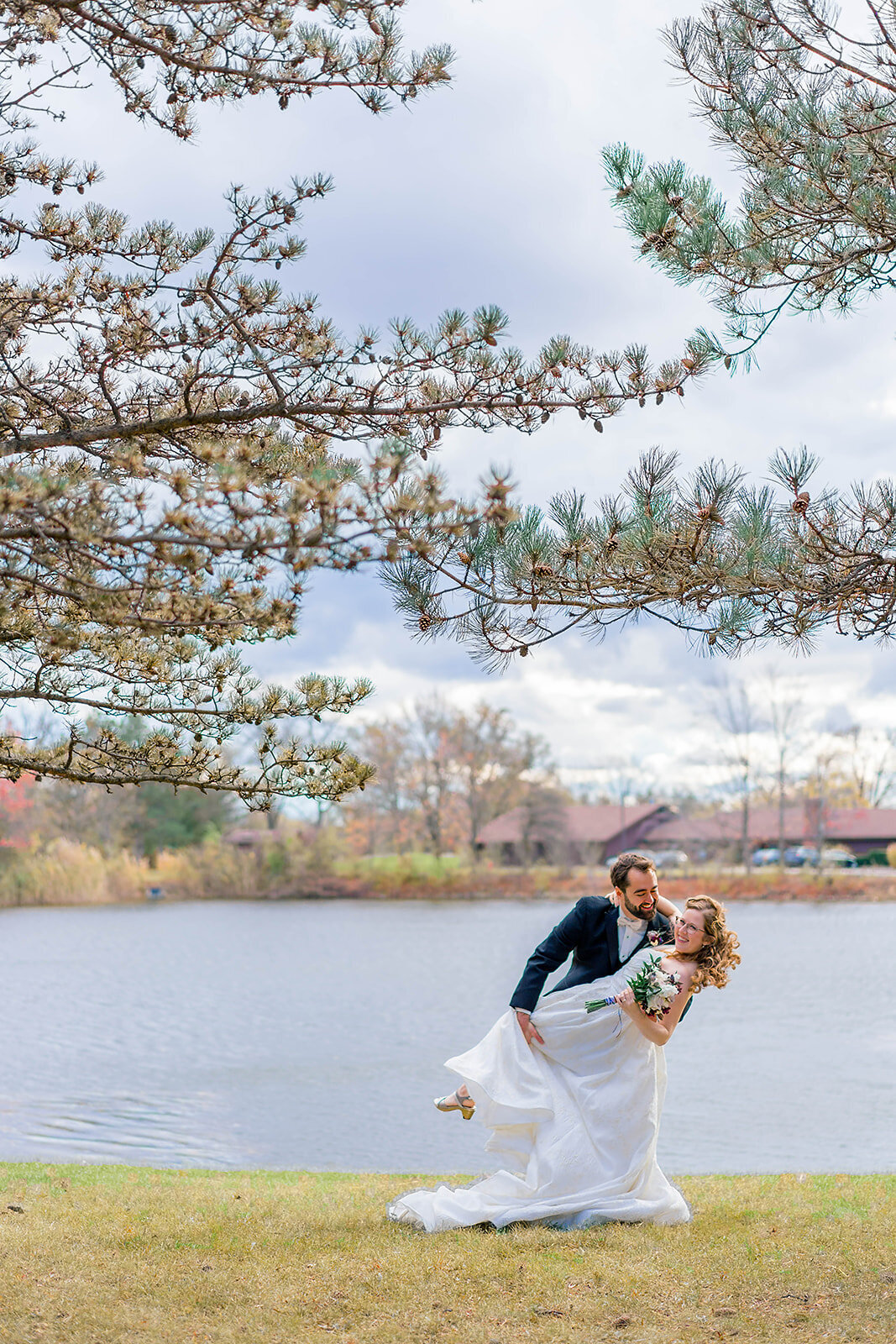 Eliana-Melmed-Photography-Chicago-LosAngeles-Jewish-WeddingPhotography-CouplePortrait-00053