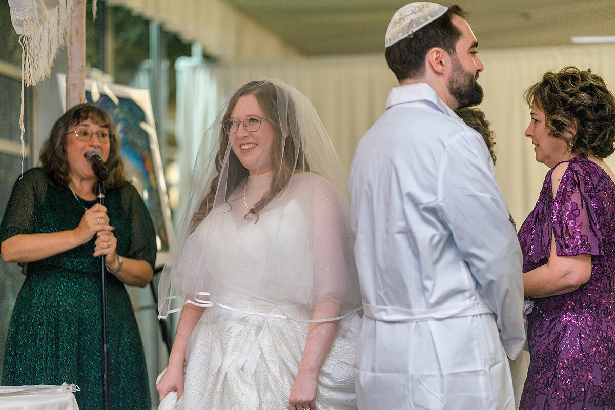 Eliana-Melmed-Photography-Chicago-LosAngeles-Jewish-WeddingPhotography-Chuppah-00119