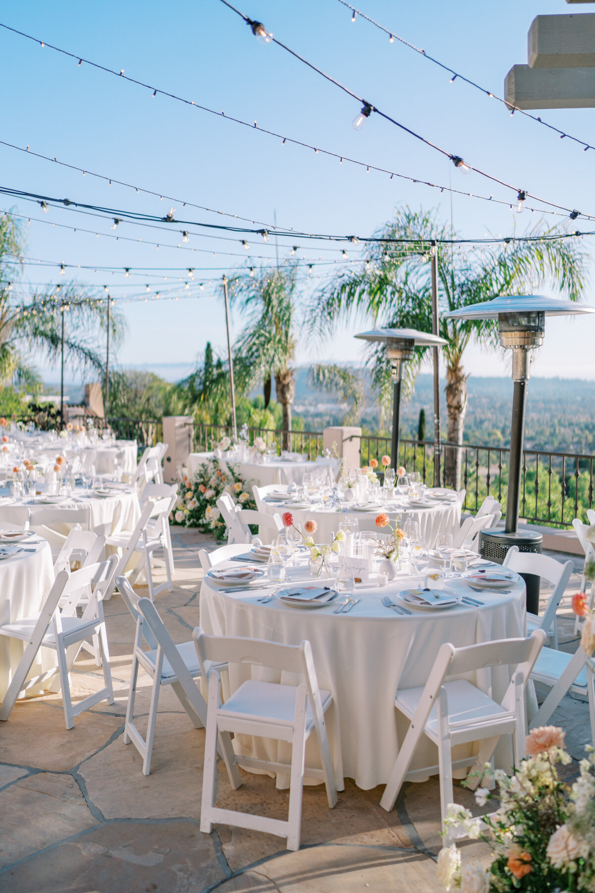 Outdoor-Wedding-Villa-Verano-Megan-Rose-Events24