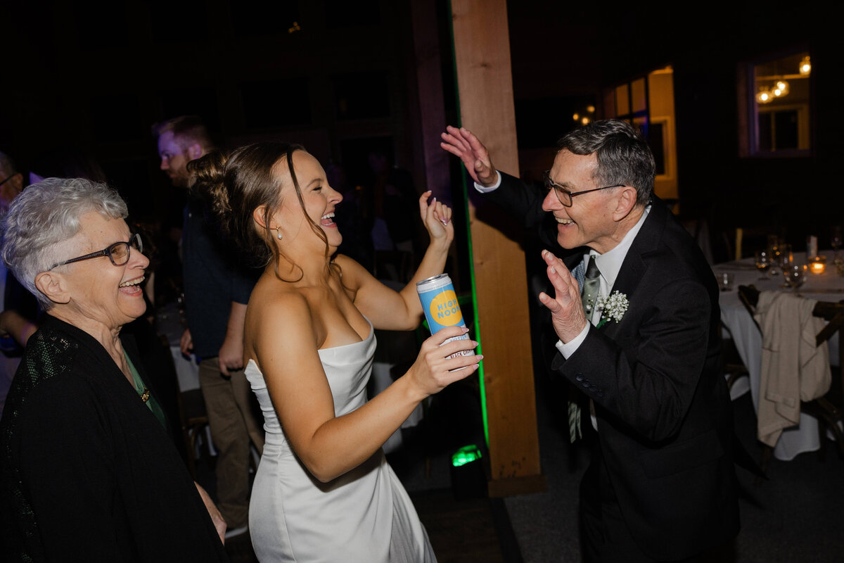 timeless_wedding_photography_cincinnati203