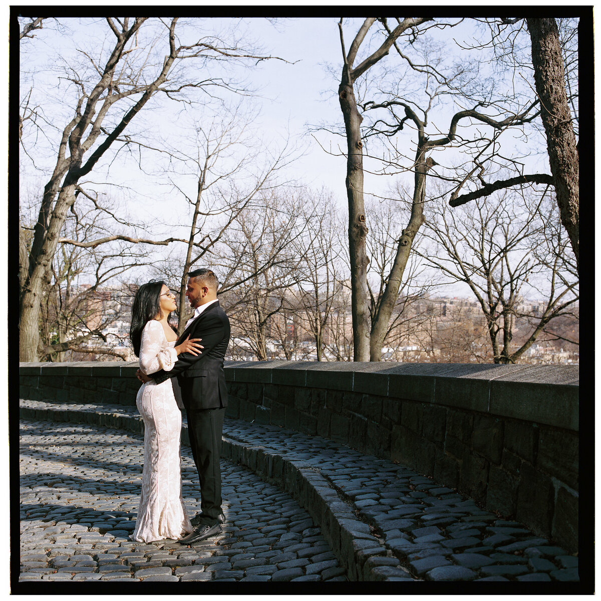 new_york_city_fort_tryon_elopement_jamie_shields_photography-11
