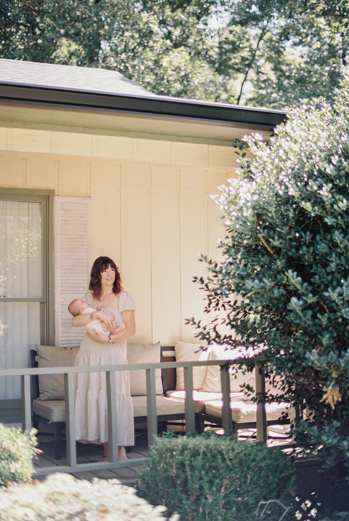 Huntsville-Alabama-In-Home-Lifestyle-Newborn-Film-Photographer-19