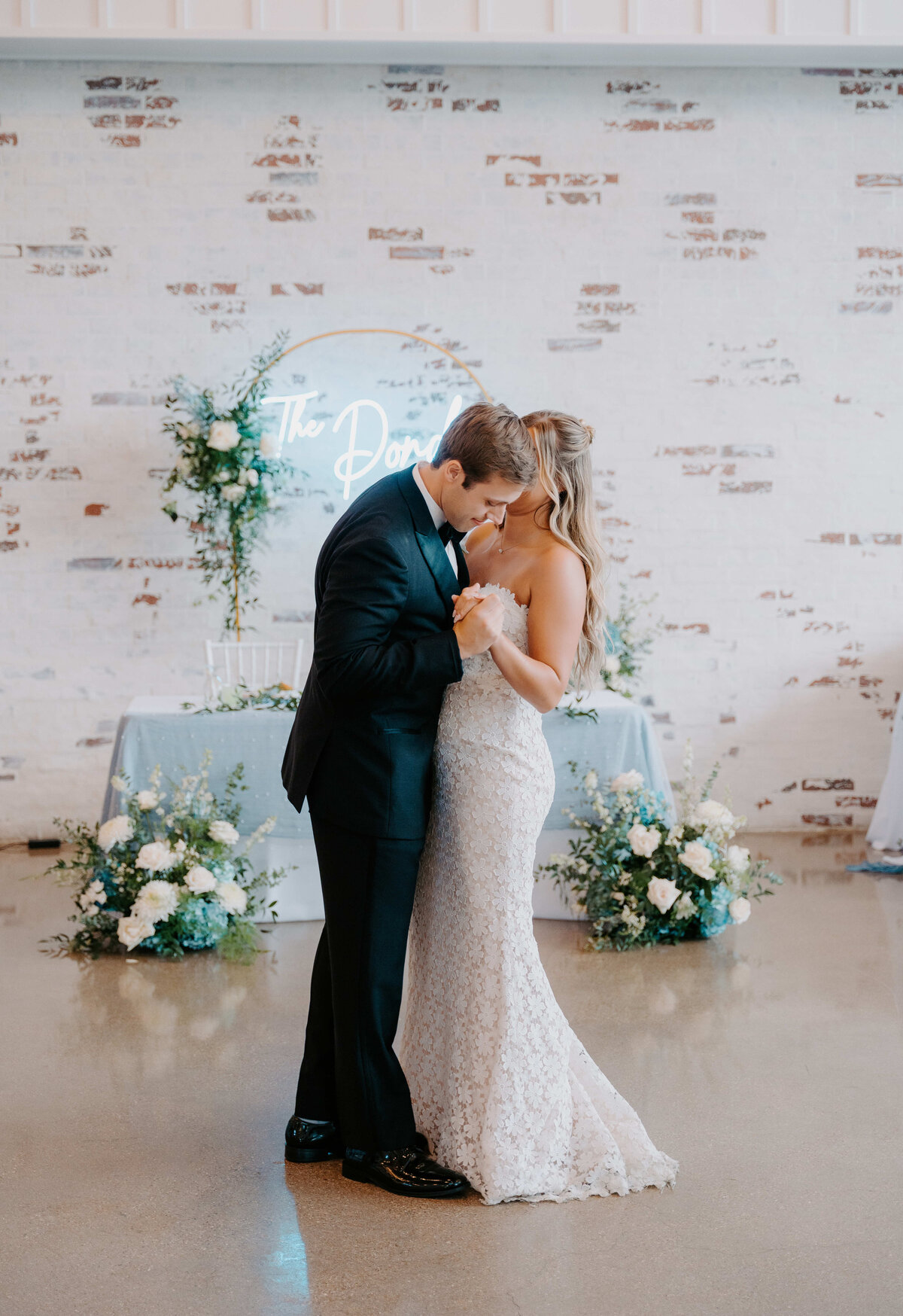 Firefly Gardens Wedding - POND WEDDING - RECEPTION FORMALS - Kyrsten Ashlay Photography-67-Edit
