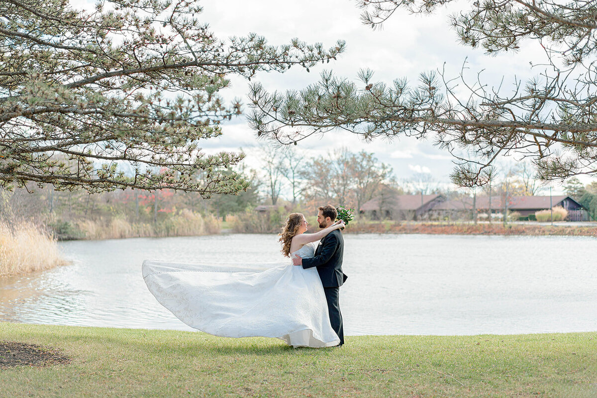 Eliana-Melmed-Photography-Chicago-LosAngeles-Jewish-WeddingPhotography-CouplePortrait-00028