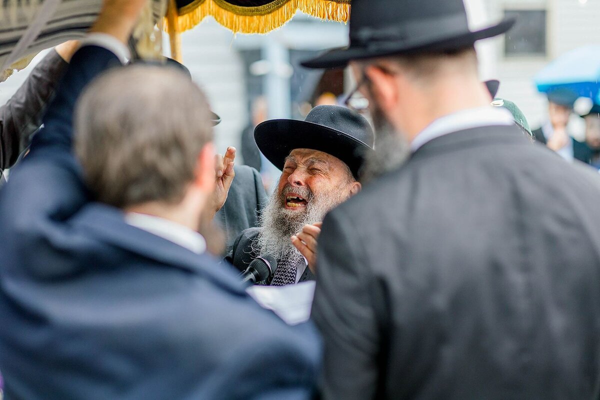 Eliana-Melmed-Photography-Chicago-LosAngeles-Jewish-WeddingPhotographer-CarmiKalman-Chuppah-00094