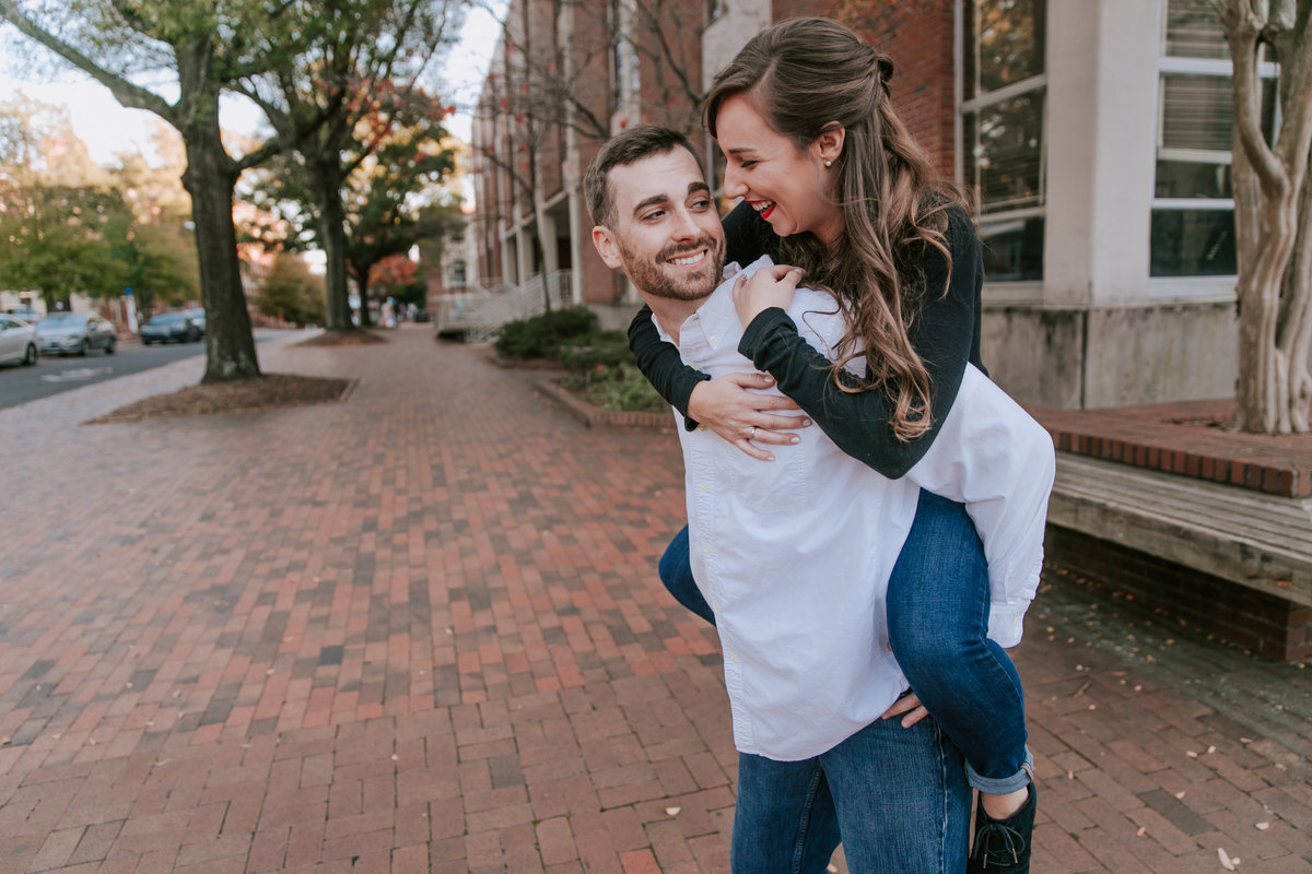 downtown-raleigh-engagement-photos-s&a-6128