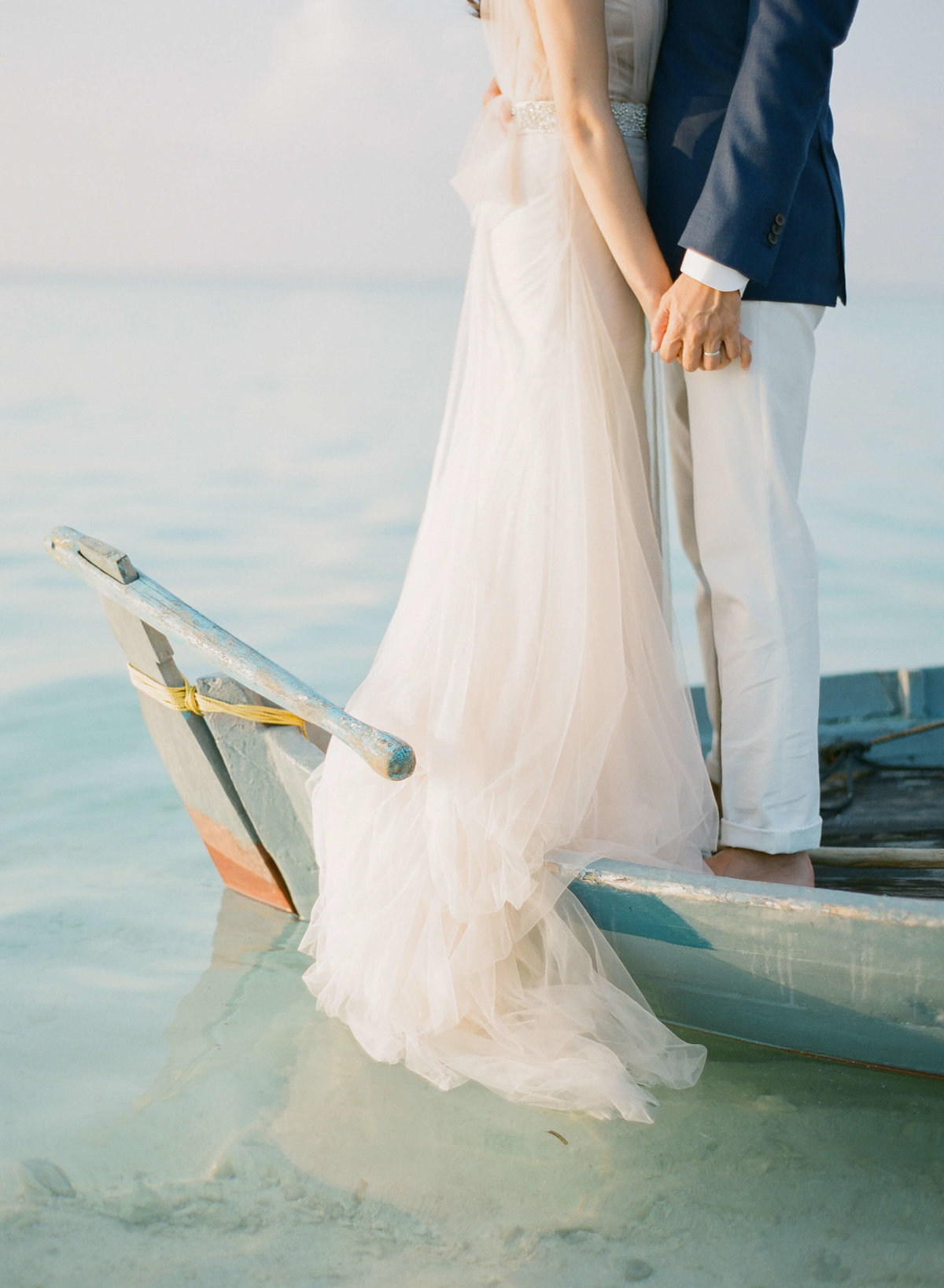 35-KTMerry-destinationwedding-Maldives-beachfront-portrait