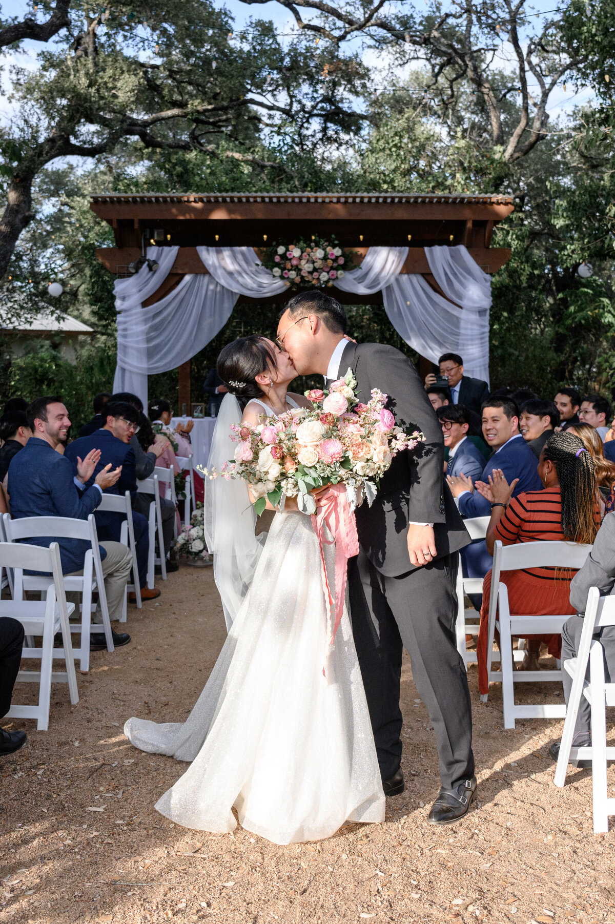 Hill Country Venue + Austin Wedding Photographer26
