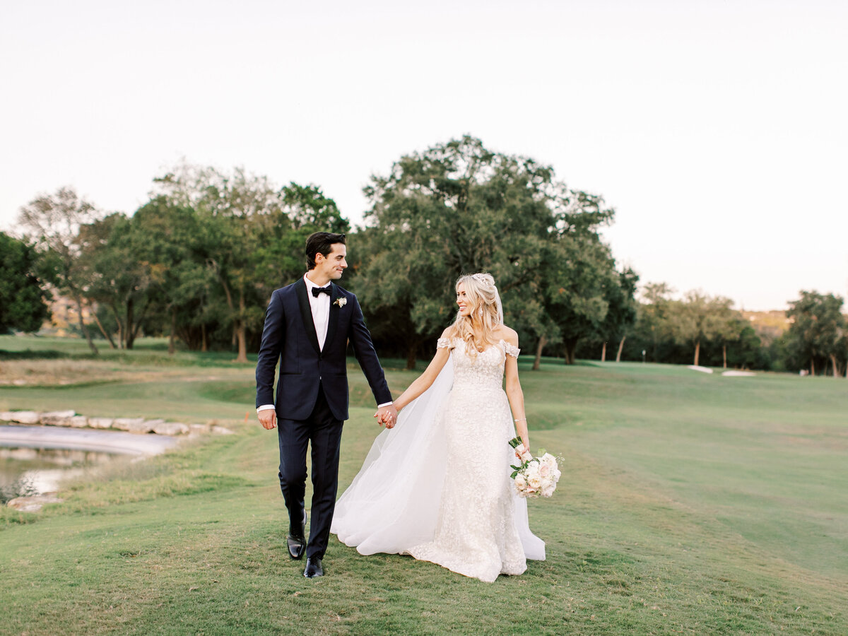 Anastasia Strate Photography Omni Barton Creek Wedding Austin &  Dallas wedding photographer-30