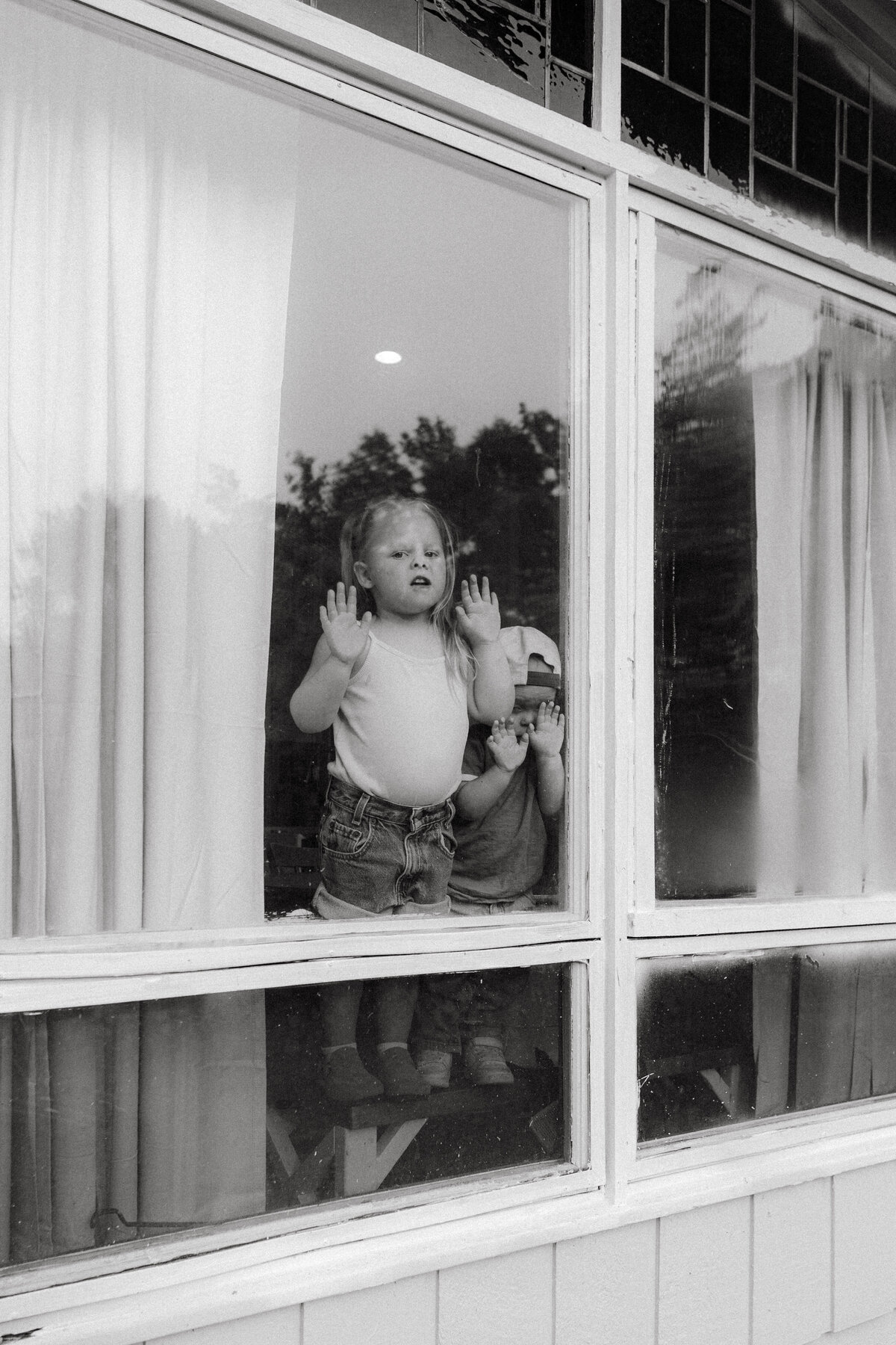 In-Home Family Photos Eureka Missouri 230607--0396