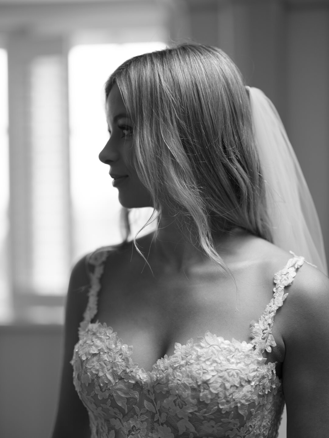 EmmaPilkington_Holly&Antoine-10