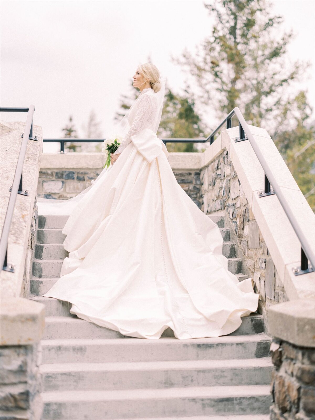 calgary_wedding_photographers_nicole_sarah_fairmont_banff_springs-354_websize