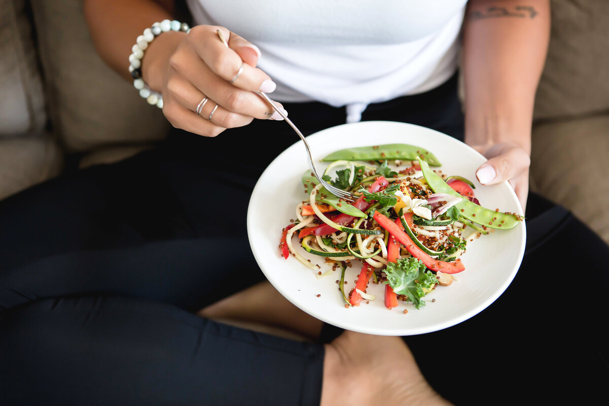 haute-stock-photography-healthy-boss-lady-final-23