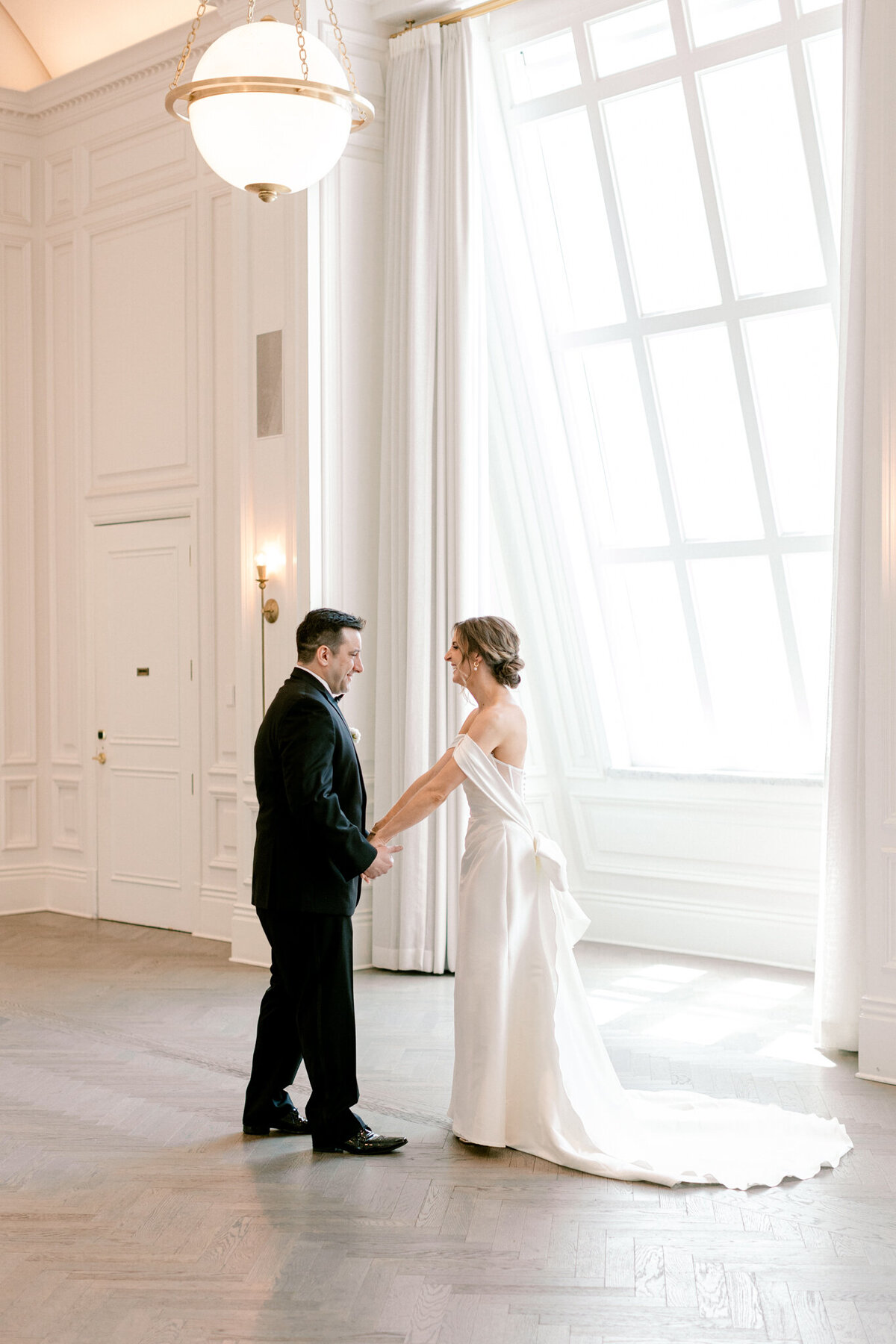 Virginia & Michael's Wedding at the Adolphus Hotel | Dallas Wedding Photographer | Sami Kathryn Photography-49