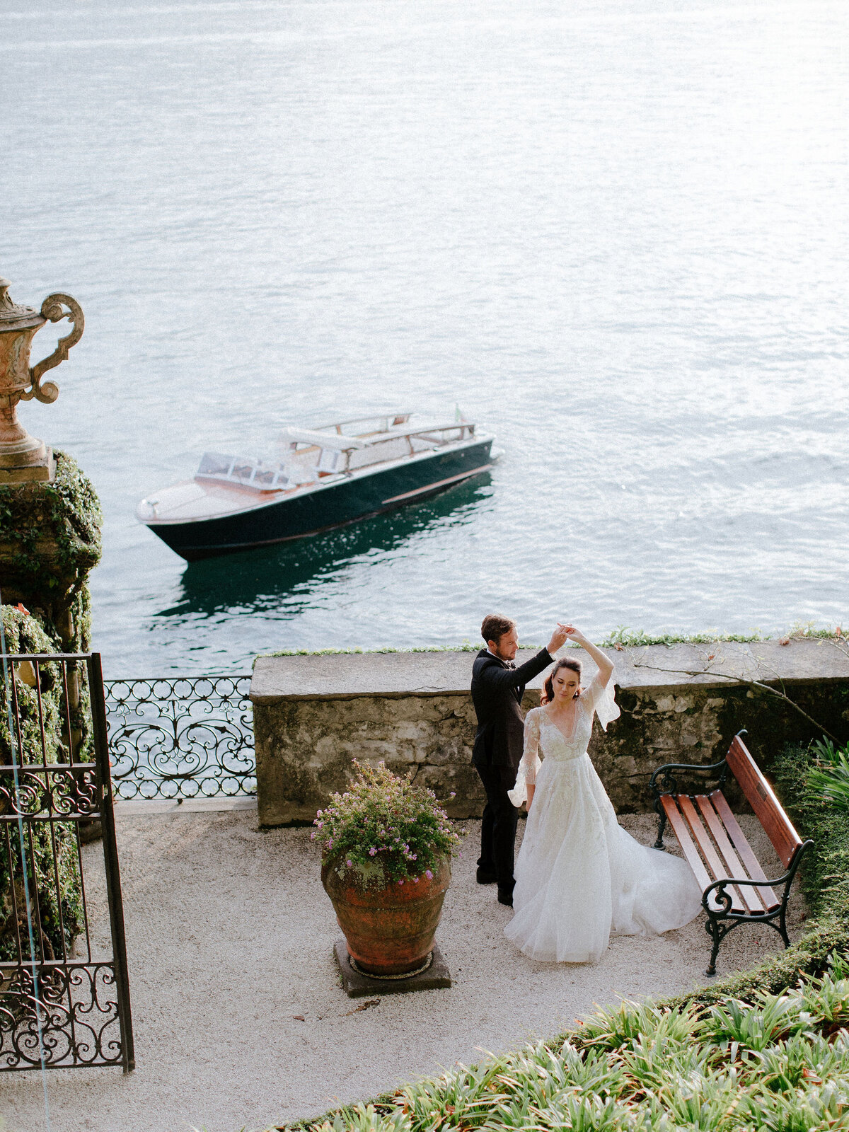 Chris J. Evans Photography Luxury California Destination Destinations Wedding Weddings Engagement Editorial Fashion Photographer Featured Celebrity Global Photo-italy-lizandlevi-613