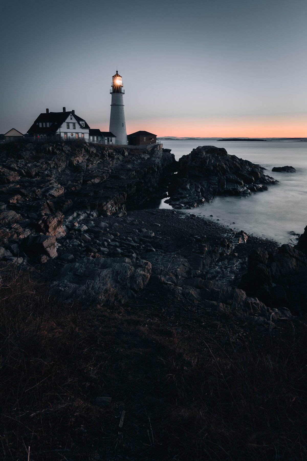 dan-mall-1OVw9oKHH4A-unsplash