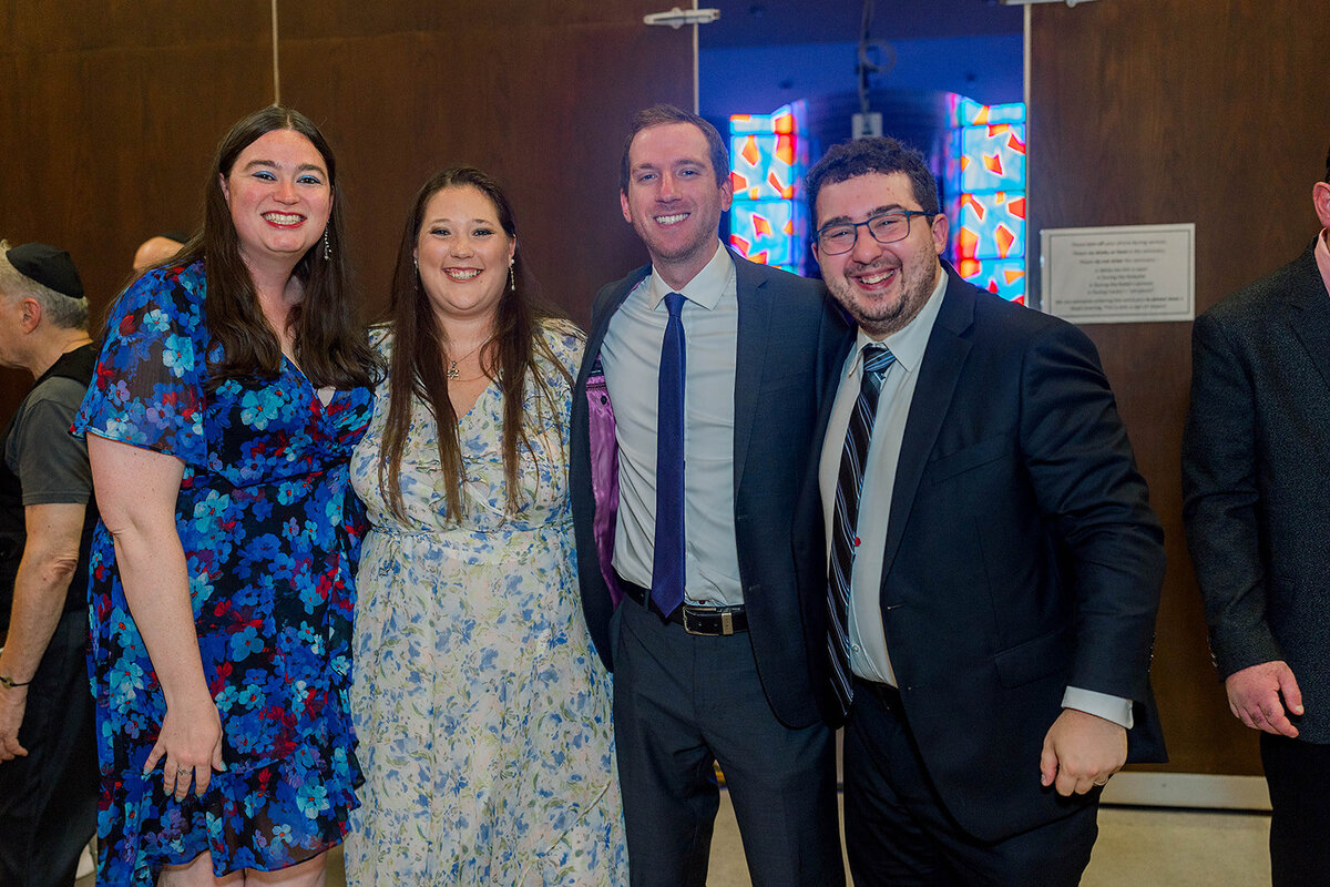Eliana-Melmed-Photography-Chicago-LosAngeles-Jewish-WeddingPhotography-ElianaSklar-CocktailHour-00017