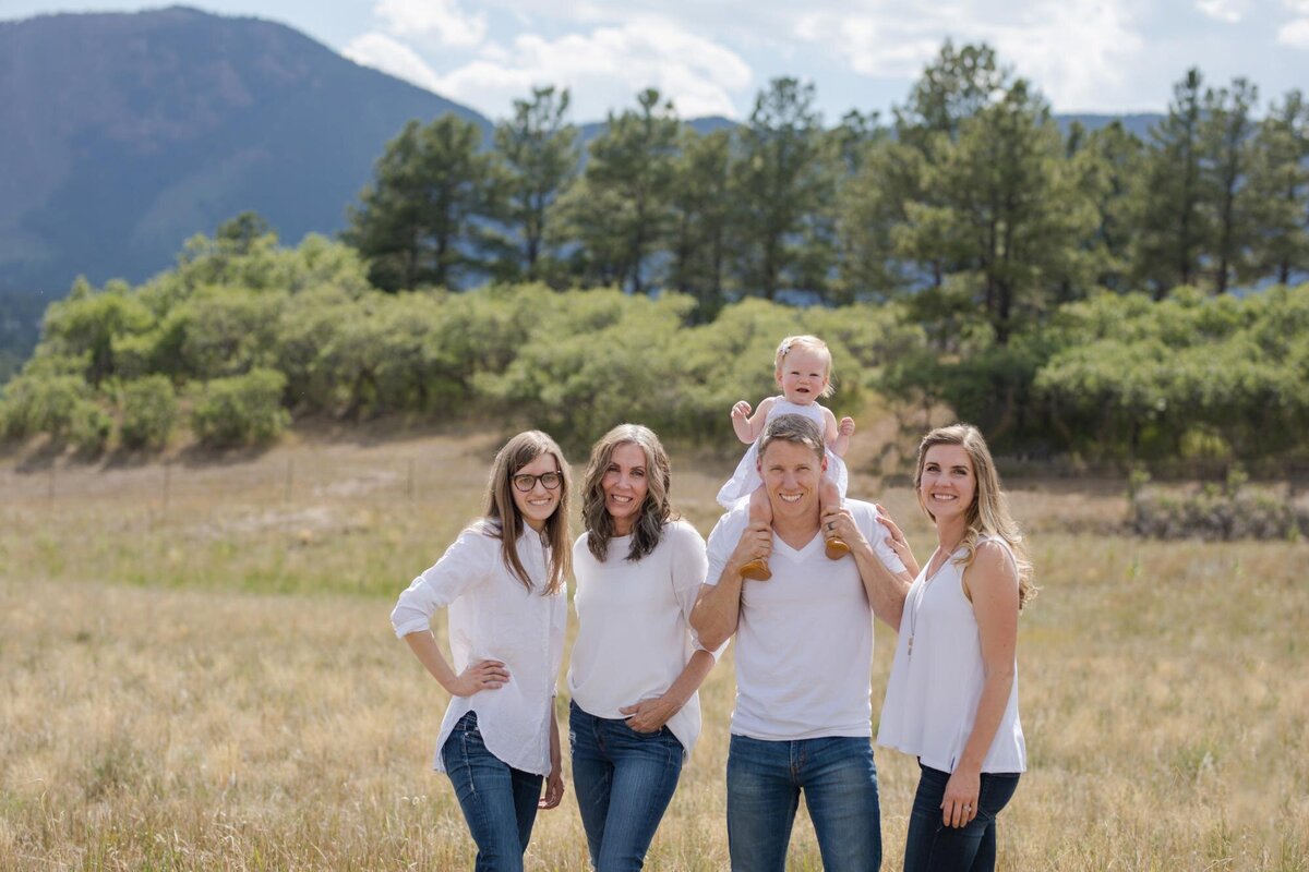 extended family photos in Monument, CO