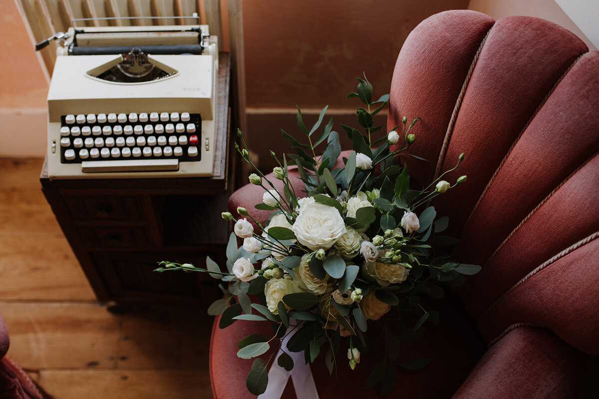 prince-edward-county-wedding-photographer-bouquet