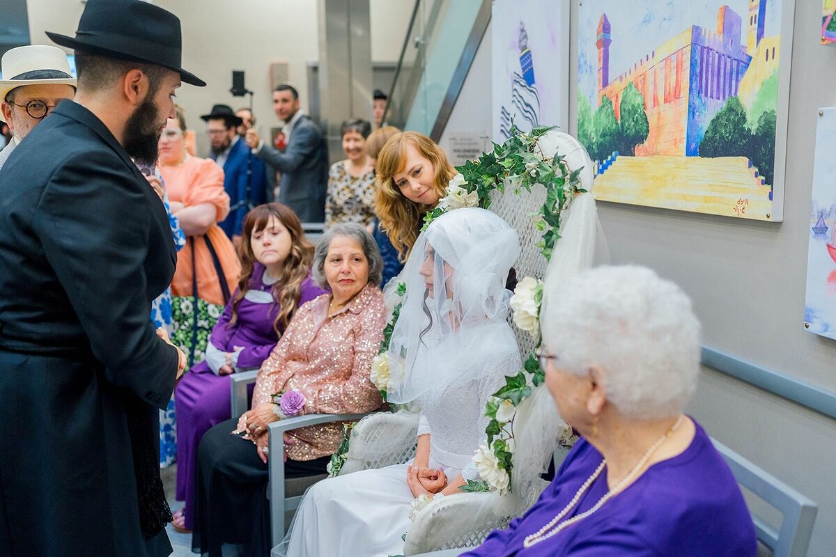 Eliana-Melmed-Photography-Chicago-LosAngeles-Jewish-WeddingPhotographer-CarmiKalman-Bedeken-00084