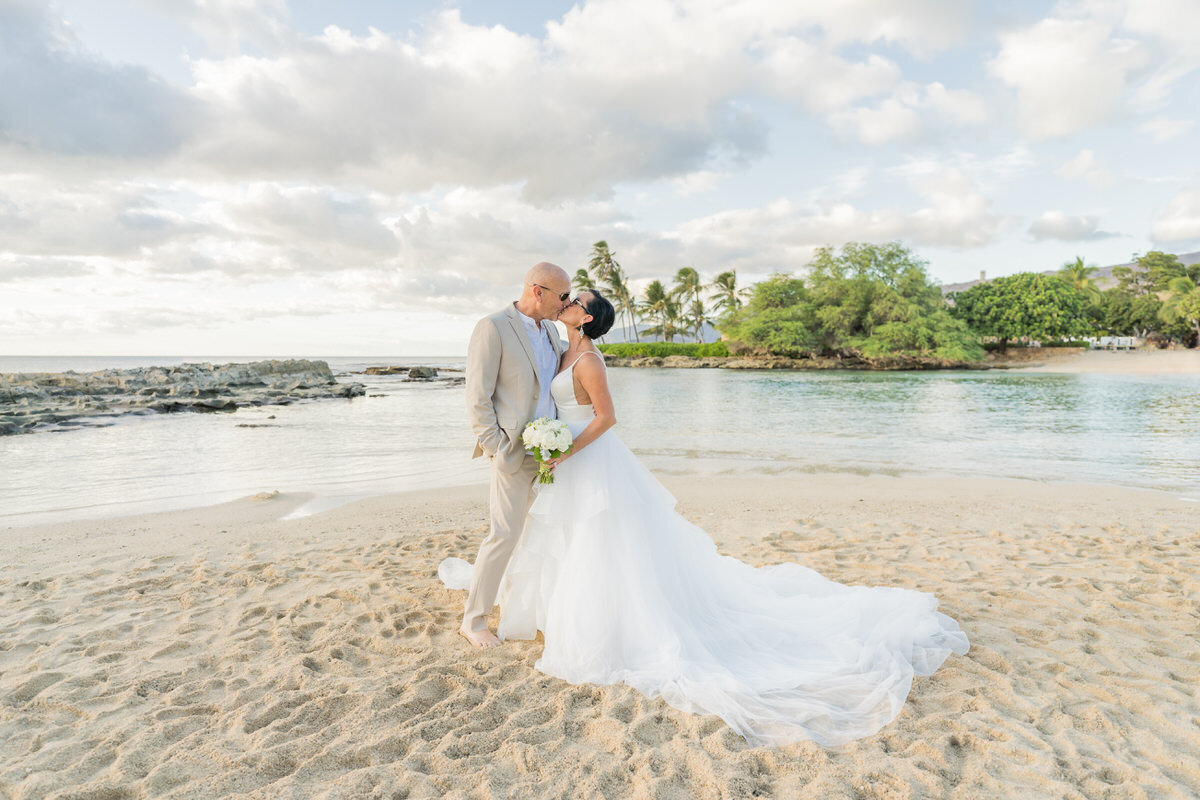Oahu beach weddings-21