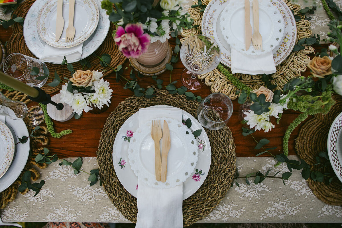 Boho-Wedding-Picnic-Table-Details