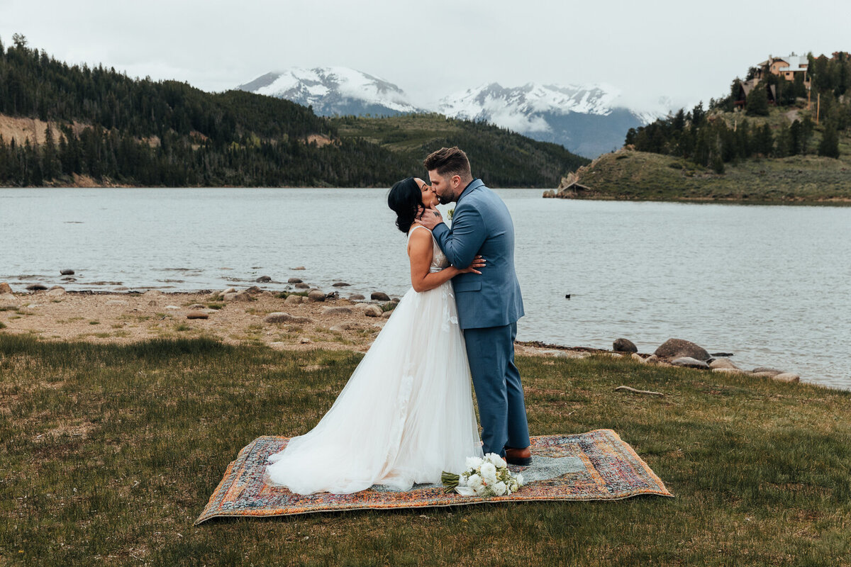 Crafting Love Stories: Jessica Margaret's Lens on Colorado Elopements & Couples