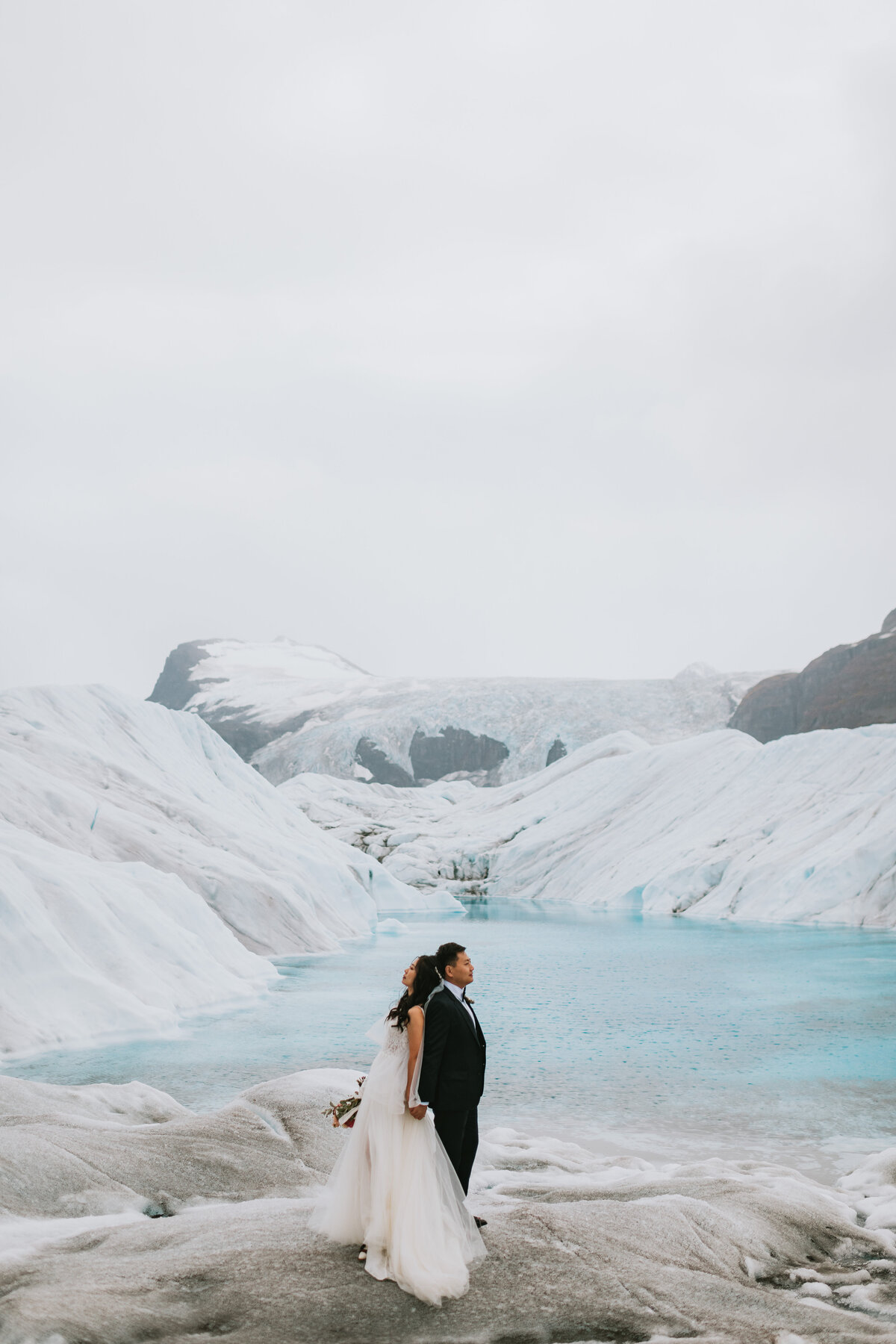 alaska-helicopter-elopement-donna-marie-photography7