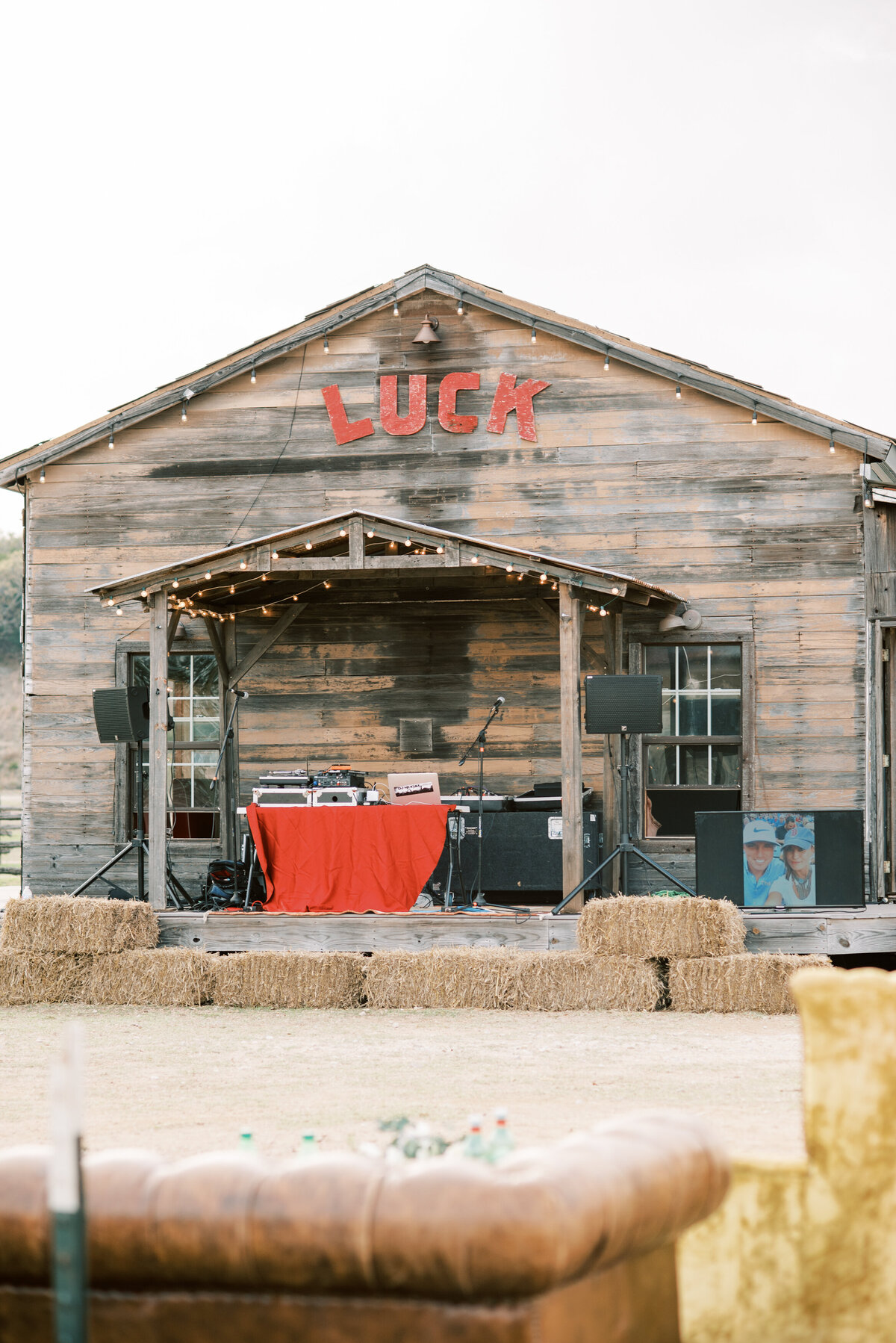 luck ranch-luck-ranch-spicewood-texas-willie-nelson-wedding-tonya-volk-photography-135