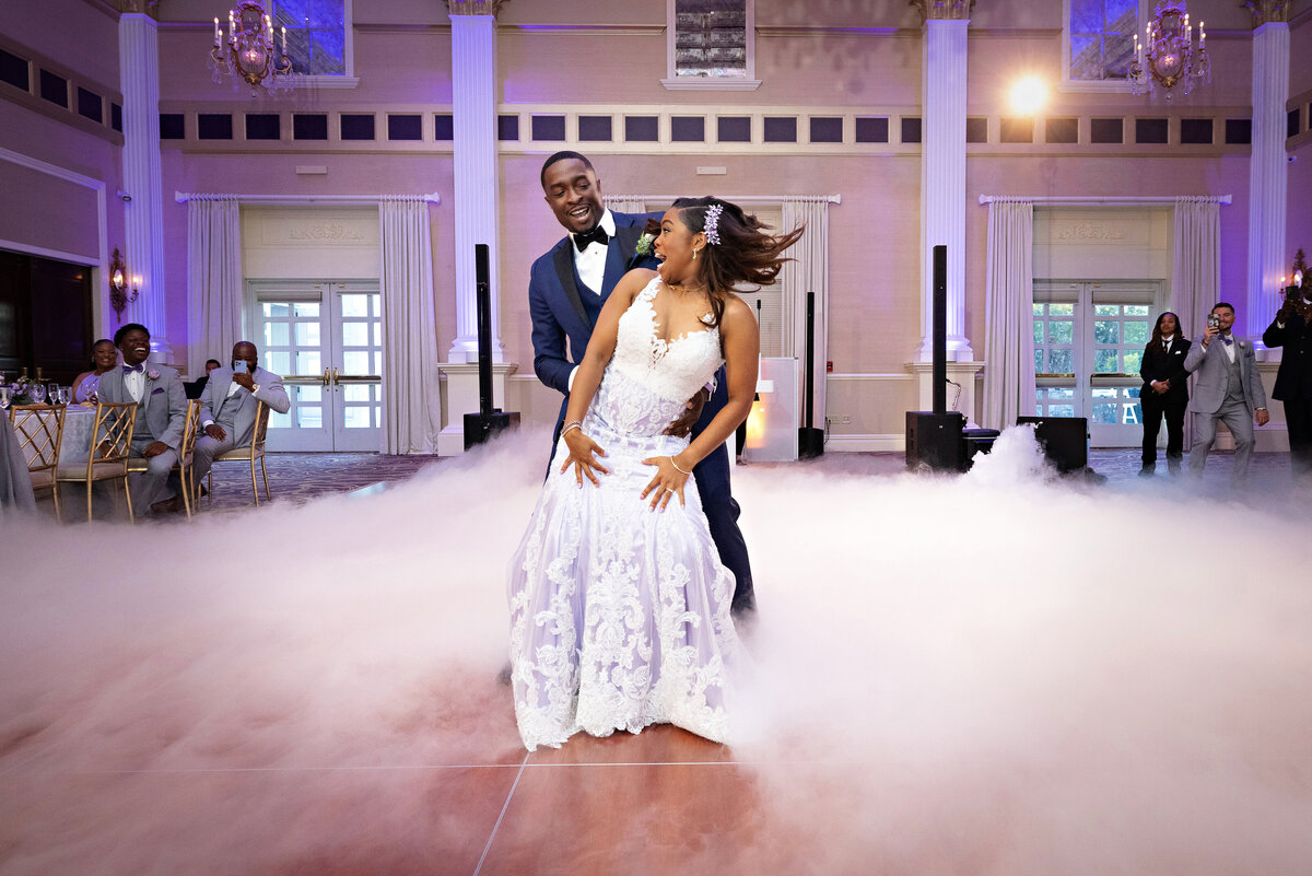 The-Palace-Somerset-bride-groom-first-dance-candid-NJ