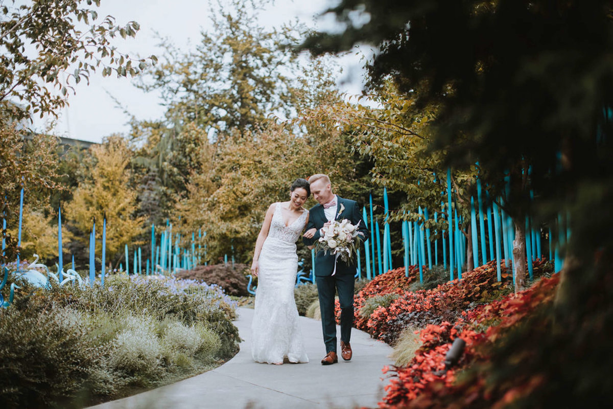 chihuly-garden-and-glass-wedding-sharel-eric-by-Adina-Preston-Photography-2019-191