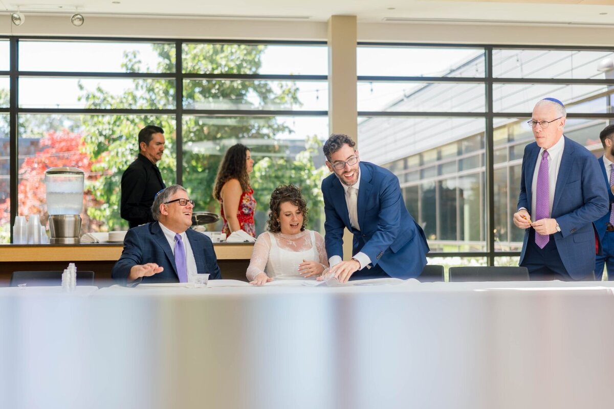 Eliana-Melmed-Photography-Chicago-LosAngeles-Jewish-WeddingPhotography-ShulaNoah-Tisch-00042