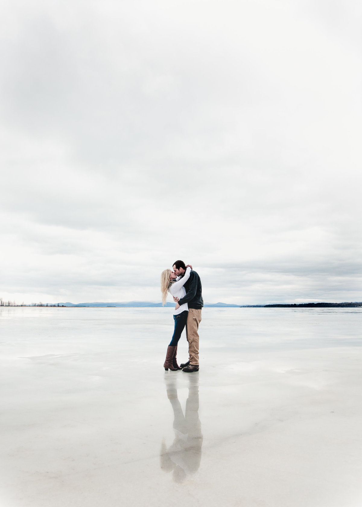 Zach_Taylor_Vermont_Photography_Engagement_Grand_Isle_Sand_Bar_6