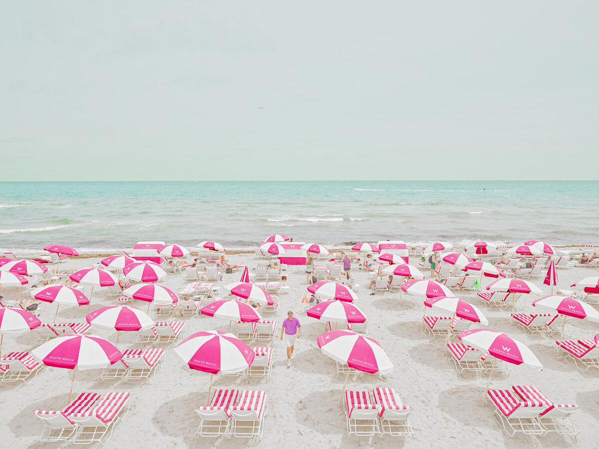 2.-pink-umbrellas