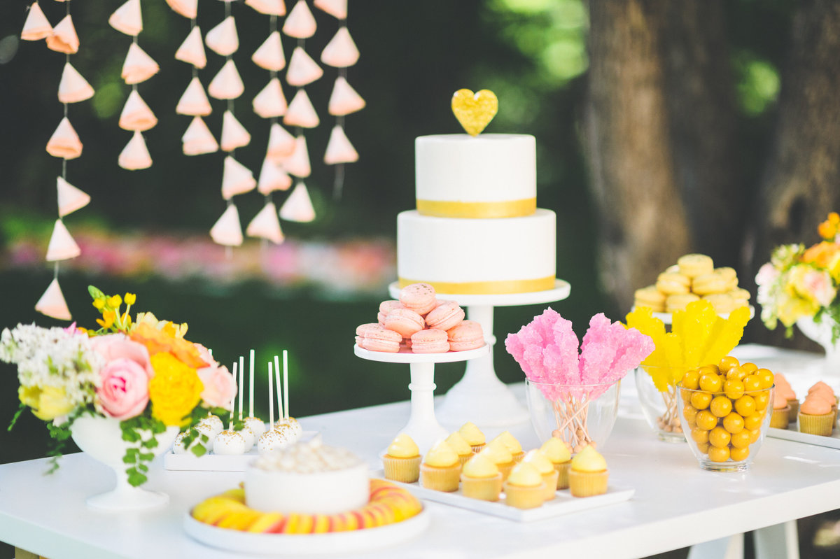 colorful wedding cake flowers