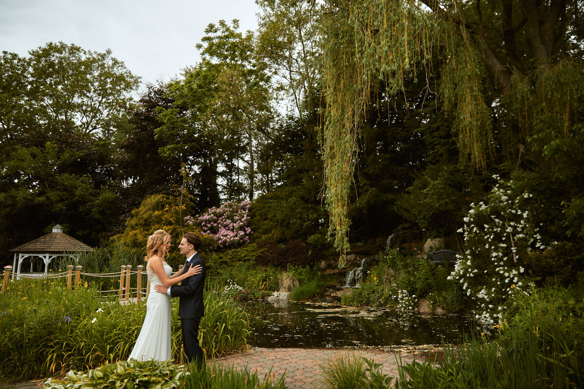 Cleveland wedding photographer