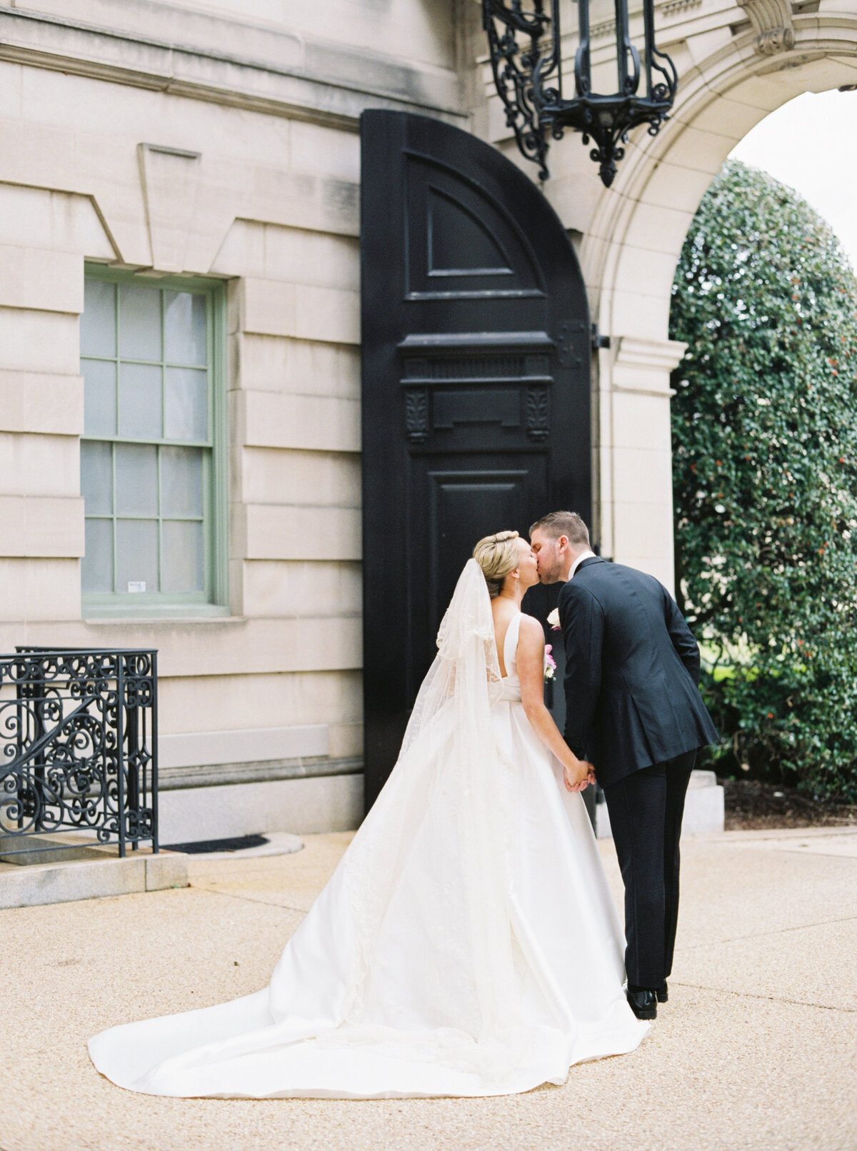 Klaire-Dixius-Photography-Washington-DC-Wedding-Photographer-Larz-Anderson-House-Wedding-highlights-74